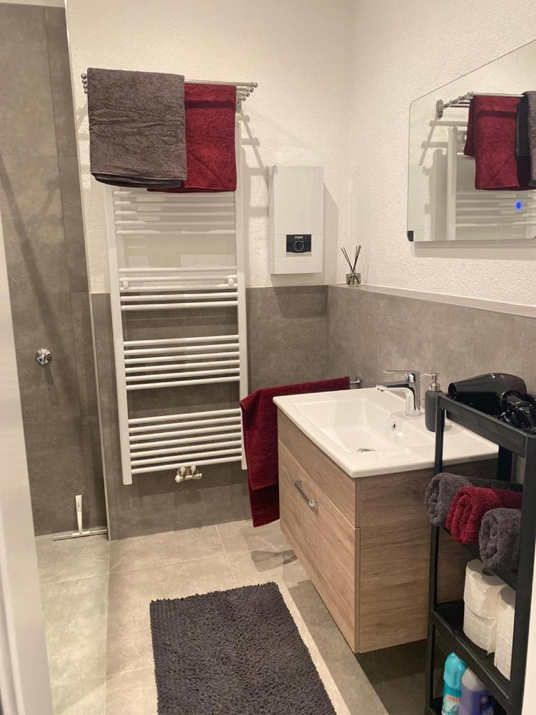 Luxurioese Loft Mit Garten Naehe Duesseldorf Messe Krefeld Bagian luar foto